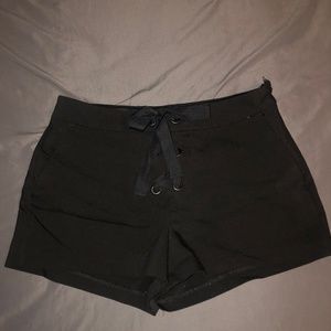 Express Shorts